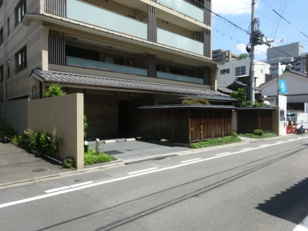 パークホームズ烏丸御池