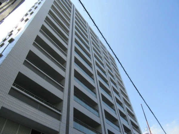 エルグレース南森町