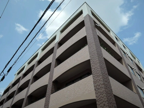 セレブ高槻北園町