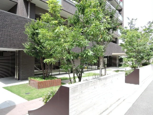 ロジュマン高槻
