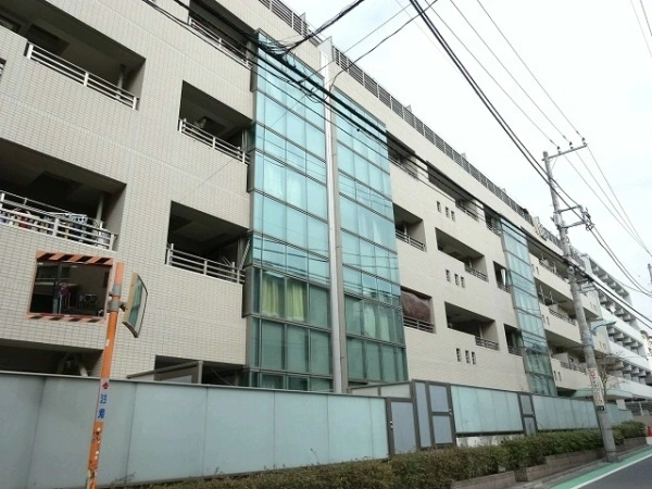 エム・ブランド新宿戸山公園