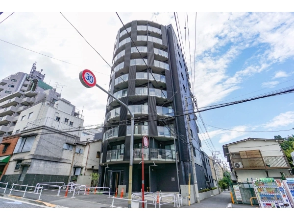 ズーム新宿夏目坂