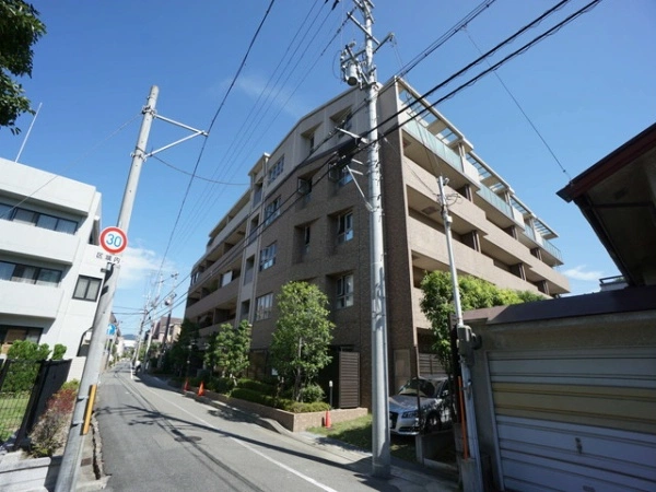 ネバーランド夙川香櫨園セルサス