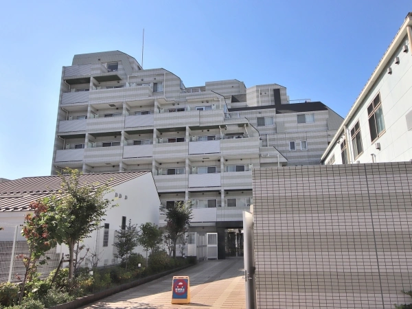 アゼスト千鳥町