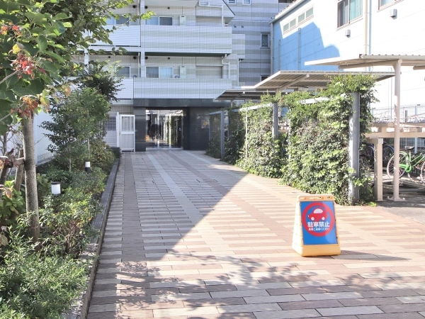 アゼスト千鳥町