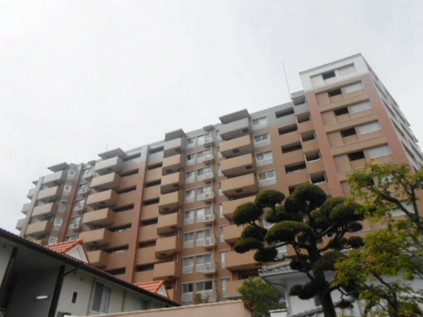 グランプレイズ宝塚南口