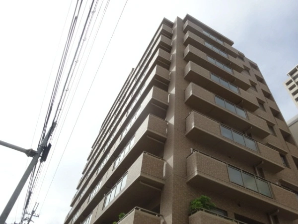ロイヤルアーク樟葉並木