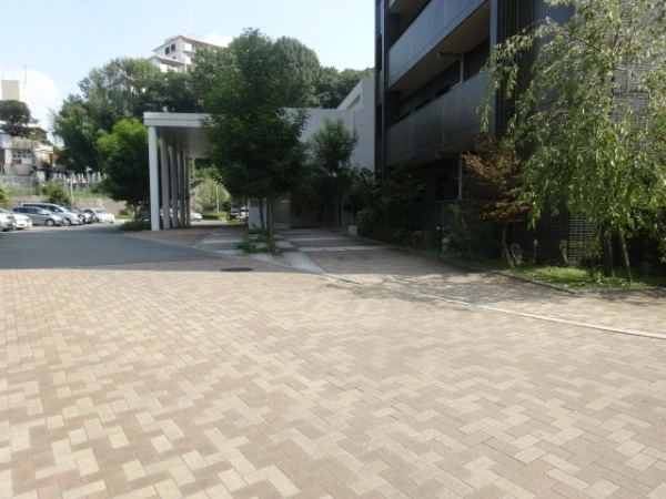 ヒルズシティ枚方公園　