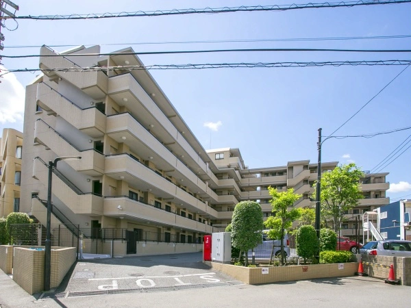 クレストフォルム中山