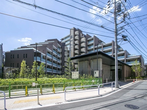 クレヴィア小竹向原
