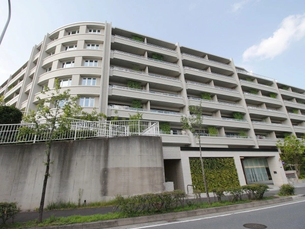 ライオンズ港北ニュータウンローレルコート