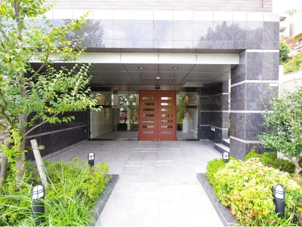 ブランズ苦楽園