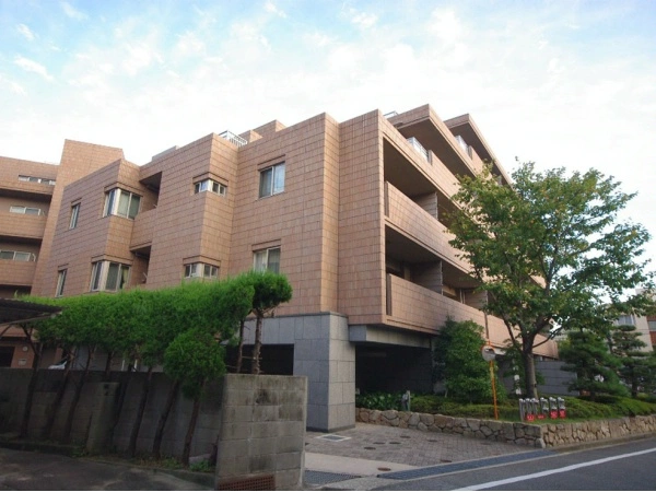 プレティナージュ苦楽園