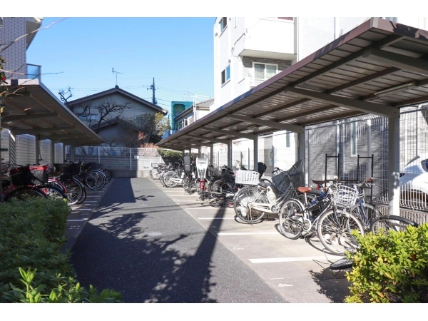 ラヴィドール川口
