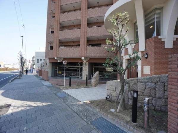 ドルフフェレジア夙川