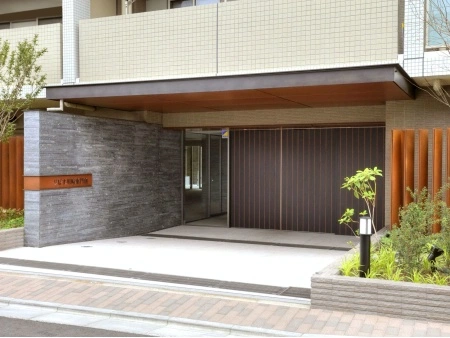 リビオ川崎東門前