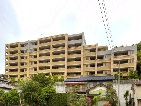 レイディアント鷺沼東ビスターヌ