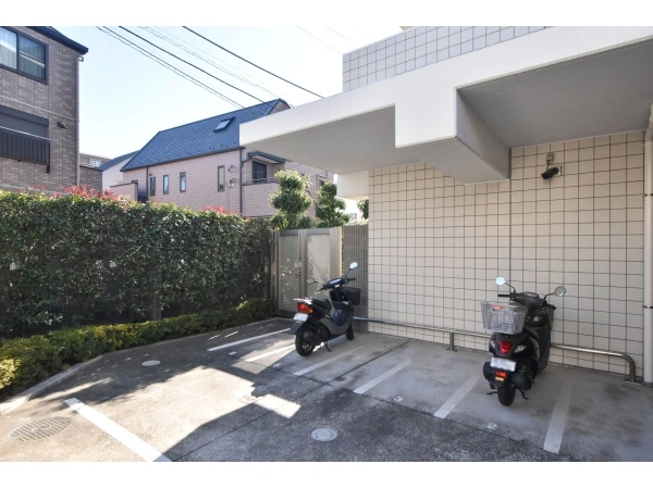 エクアス船橋夏見 バイク置き場