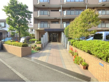 朝日パリオ溝の口