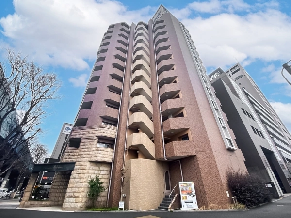 プレサンス名古屋城前