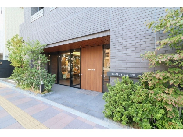 グローベル　南千住駅前