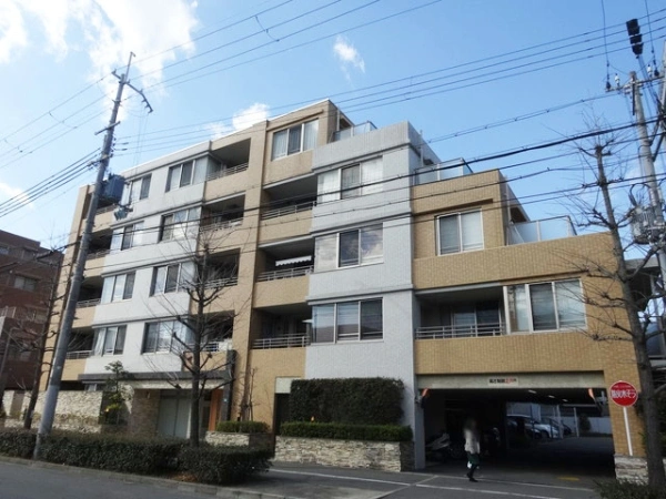 プレシェスト芦屋