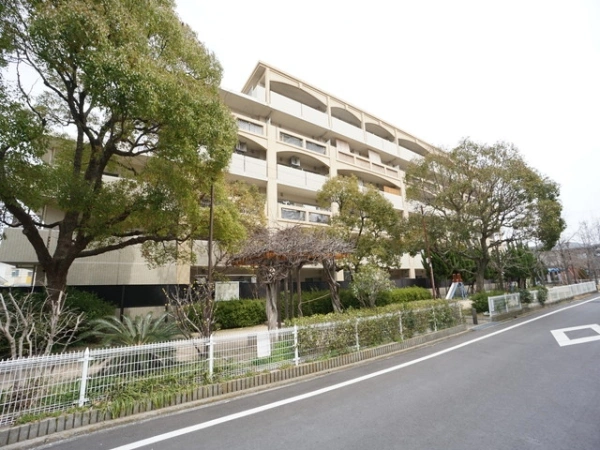 シャルマンフジエミュゼ甲子園