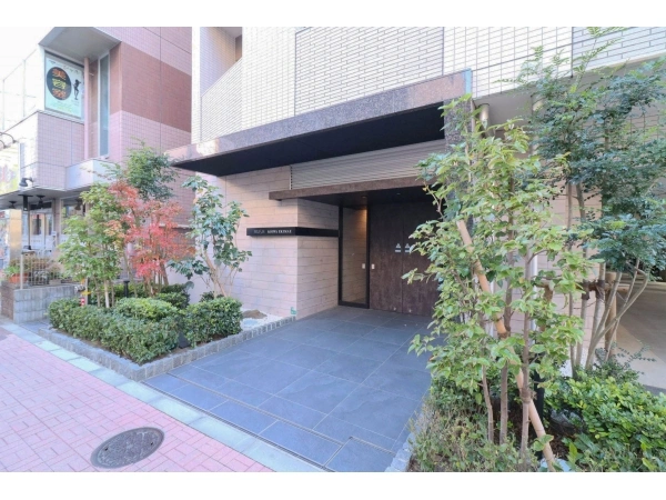 プレシス小岩駅前