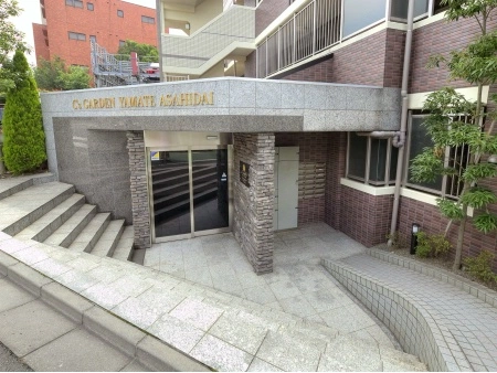 シーズガーデン山手旭台