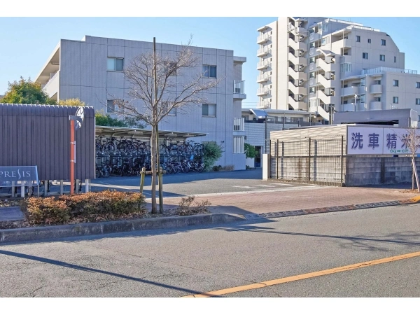 プレシス国立