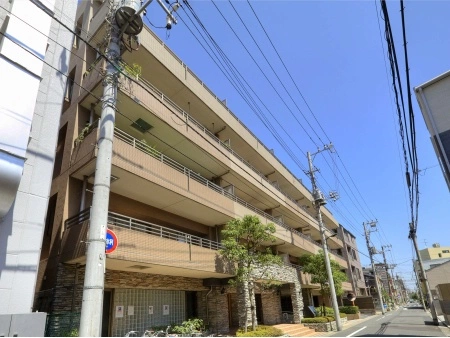 アーデル墨田文花