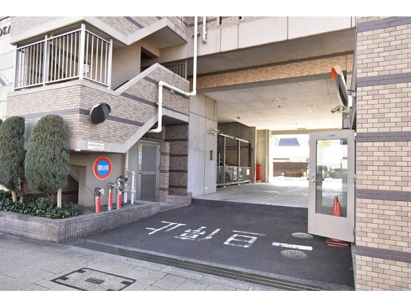 シーズスクエア聖蹟桜ヶ丘