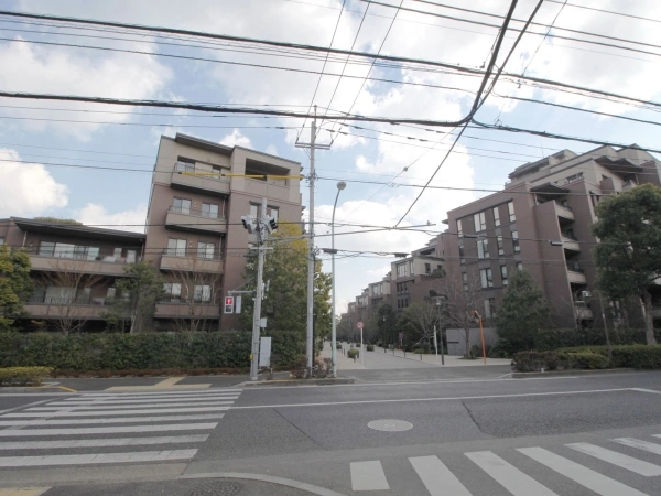アトラス調布