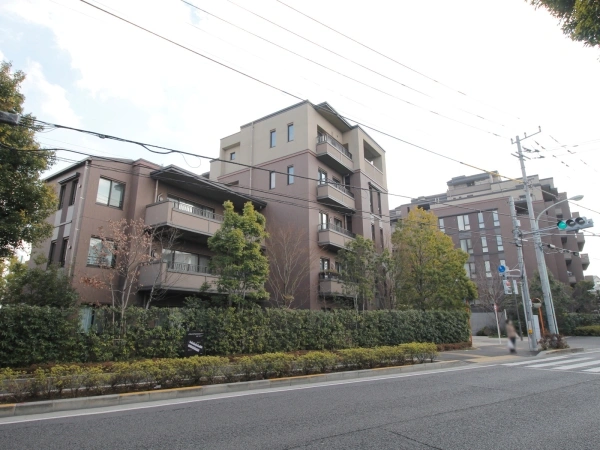 アトラス調布