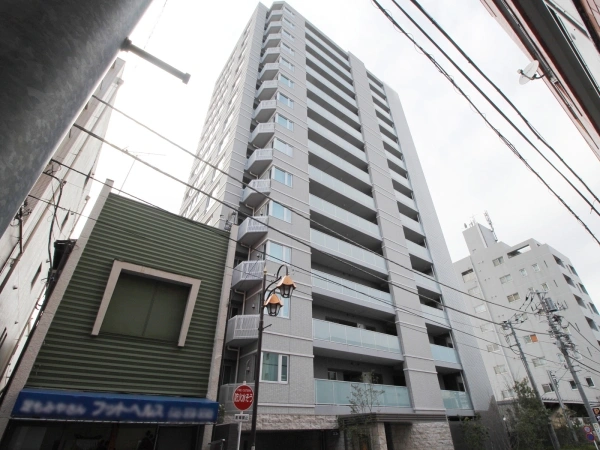ライオンズ久米川駅前