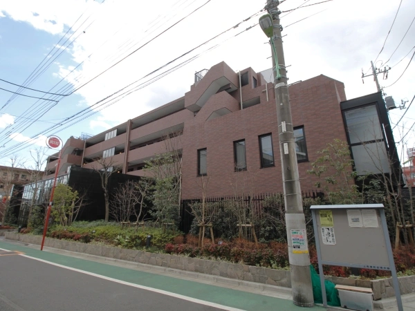 ヴィークコート三軒茶屋