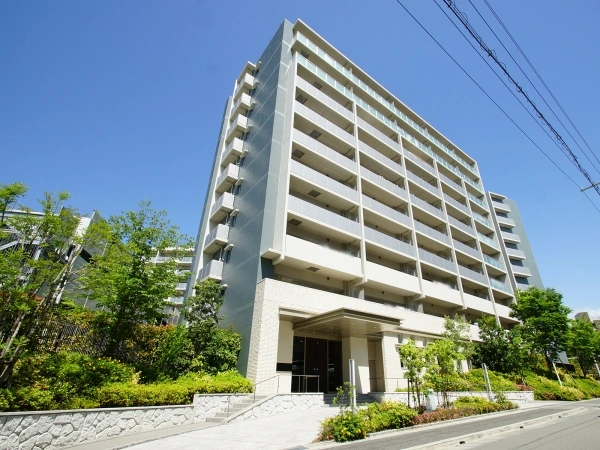 プレミスト南千里津雲台