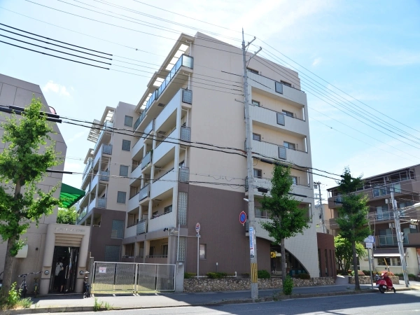 メゾン岡本南