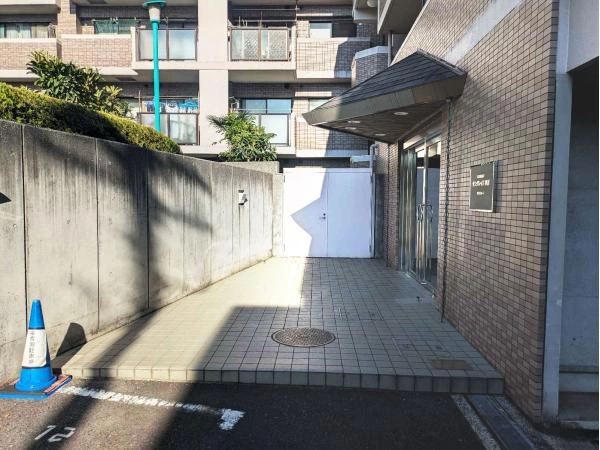 サングレイス鴨居サウスコート