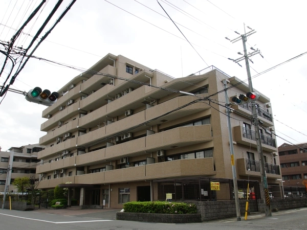 ロイヤルシャトー高槻