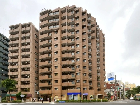 モリス日暮里駅前