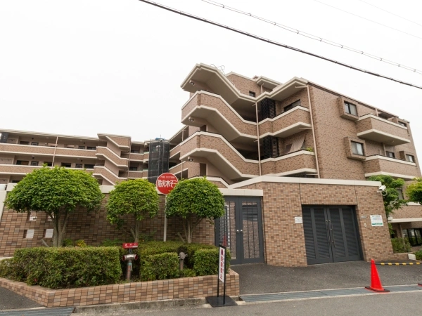 ライオンズマンション池田五月山公園