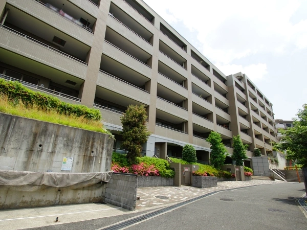 枚方翠香園ガーデンハウス