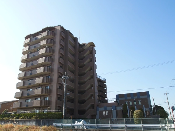 ネオハイツ枚方長尾