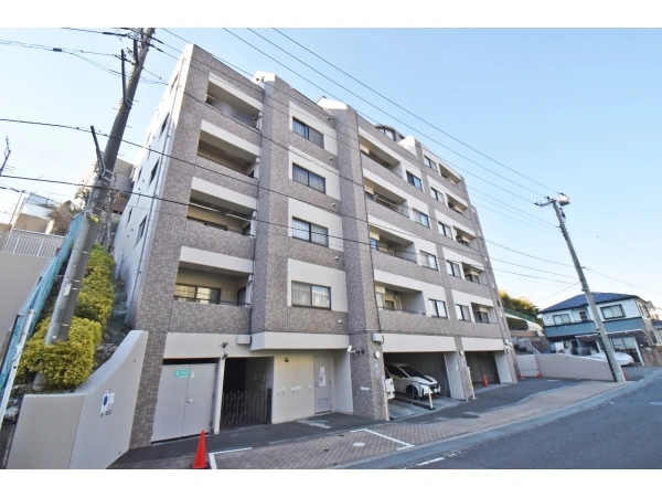 ラフィネグランヒルズ町田南