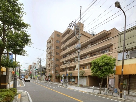 ビューネ梅島駅前