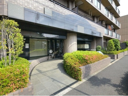 レーベンハイム鹿浜　弐番館