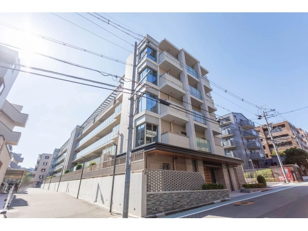 ジークレフ千里藤白台