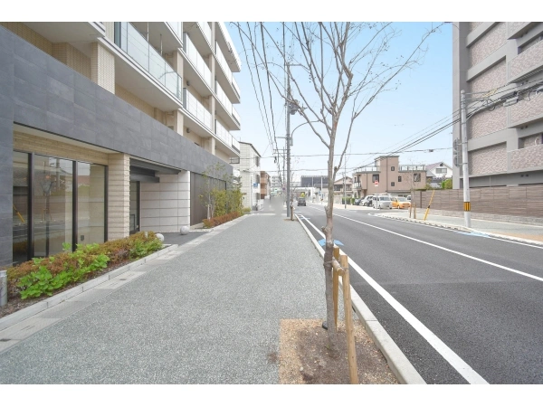 ローレルコート西宮里中町