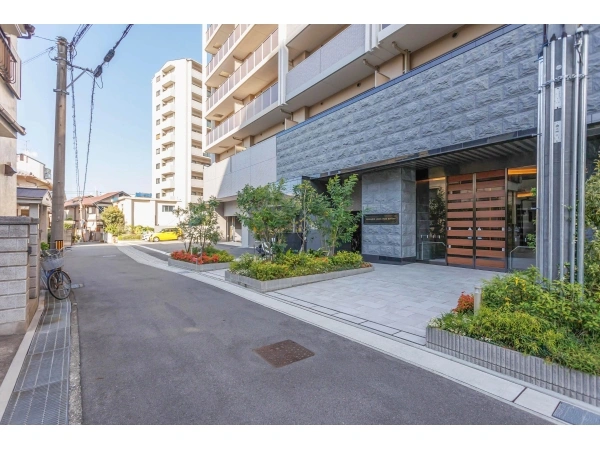 プレサンスロジェ伊丹郷町